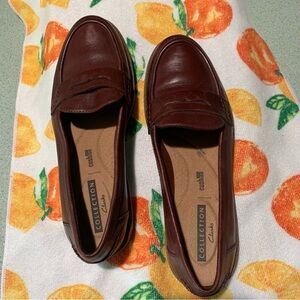 Women's Clarks 'Raisie Eletta' Burgundy Leather Penny Loafers Size 8M
